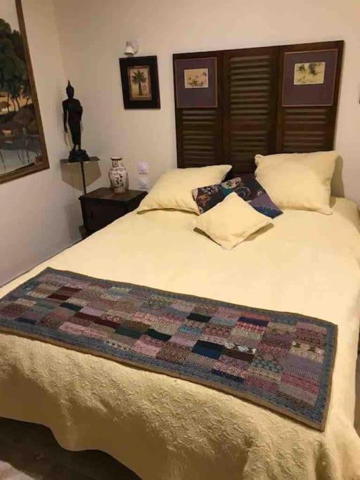 La Maison De Lea, Chambres D'Hotes De 14 Couchages Tournus Exterior foto